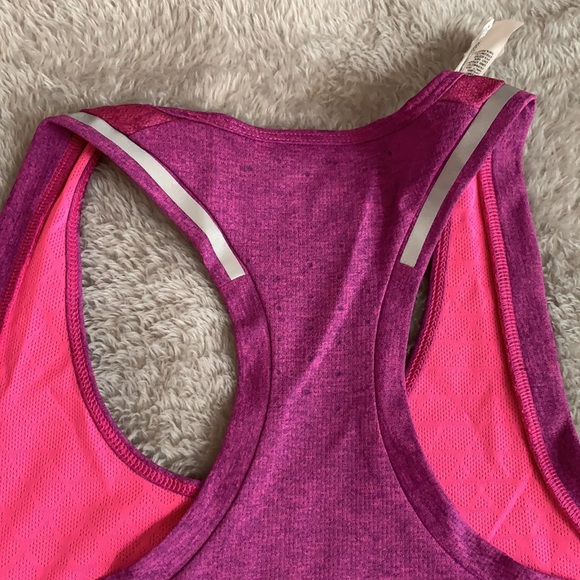 Adidas top - Picture 6 of 6